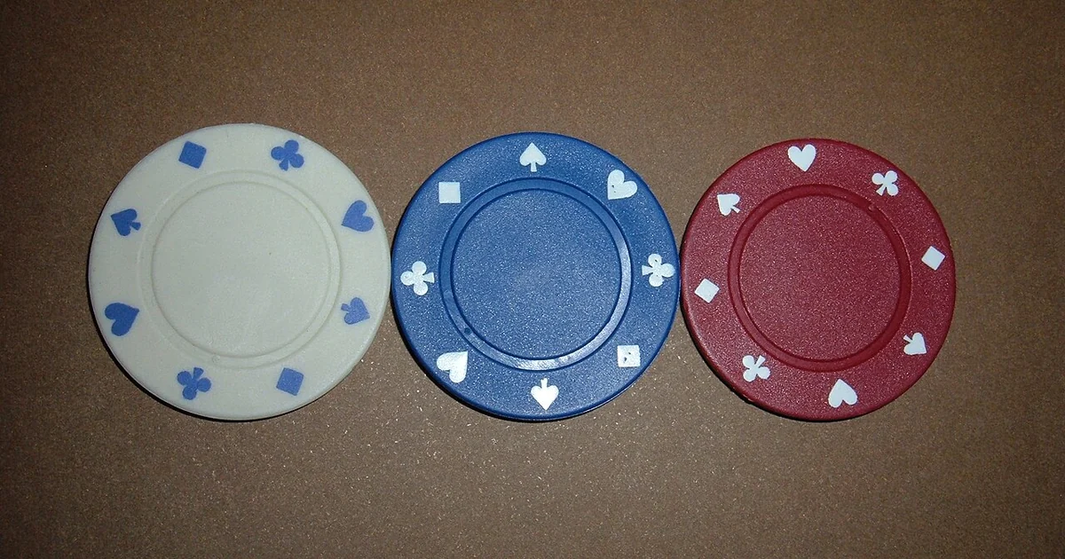 3 individual poker chips